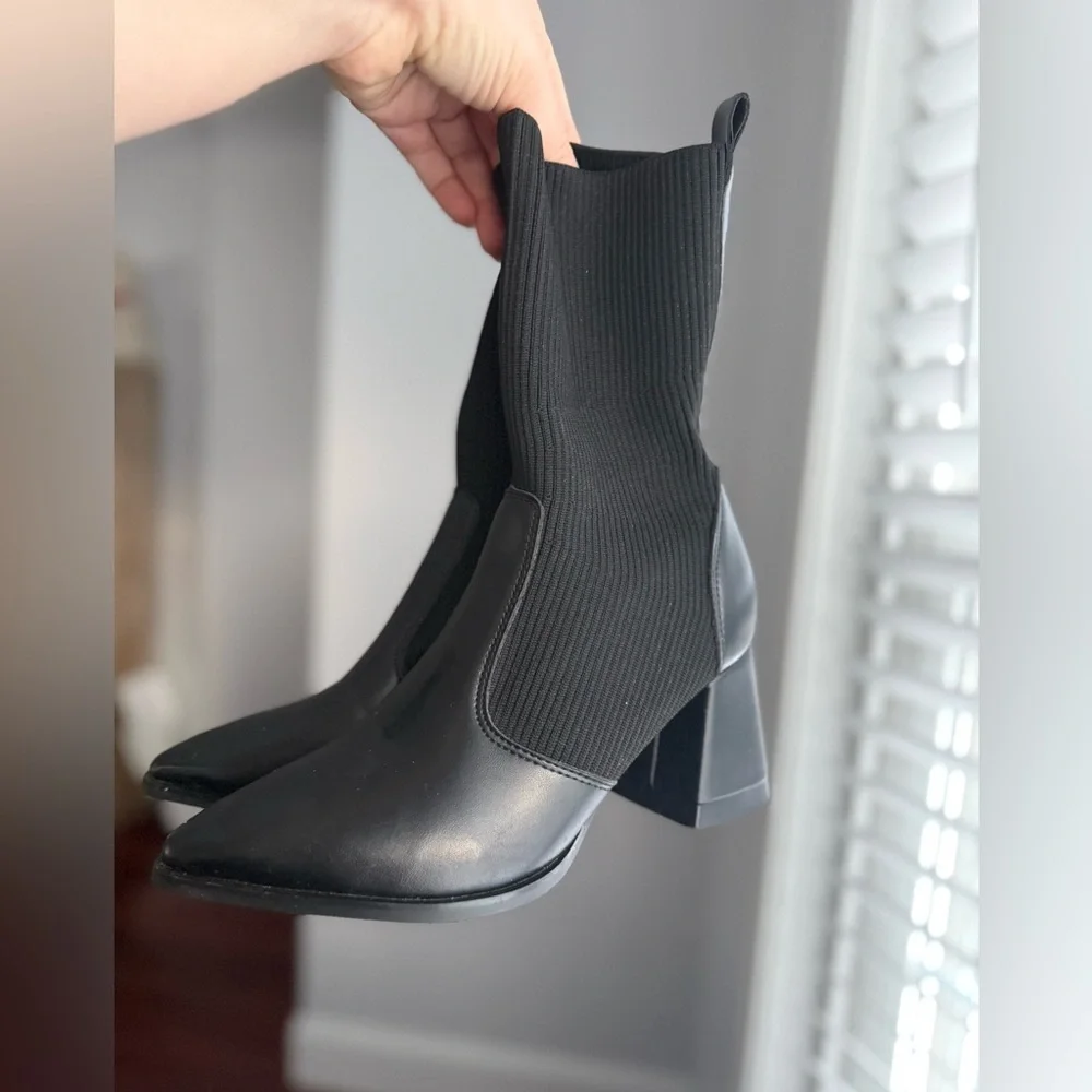 Elegant Black Women's Ankle Boots - Picture 7 of 8
